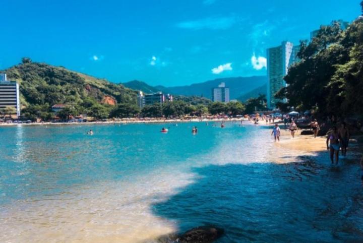Apartamento Dona Frida Prainha Com Wifi Pe Na Areia Caraguatatuba Exterior foto