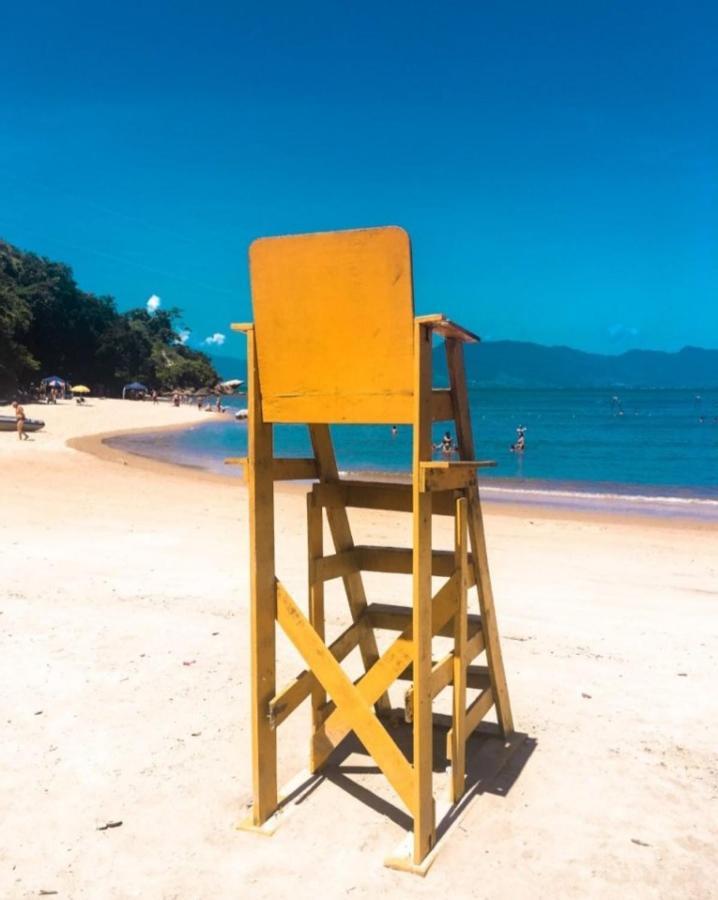 Apartamento Dona Frida Prainha Com Wifi Pe Na Areia Caraguatatuba Exterior foto