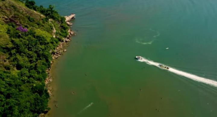 Apartamento Dona Frida Prainha Com Wifi Pe Na Areia Caraguatatuba Exterior foto